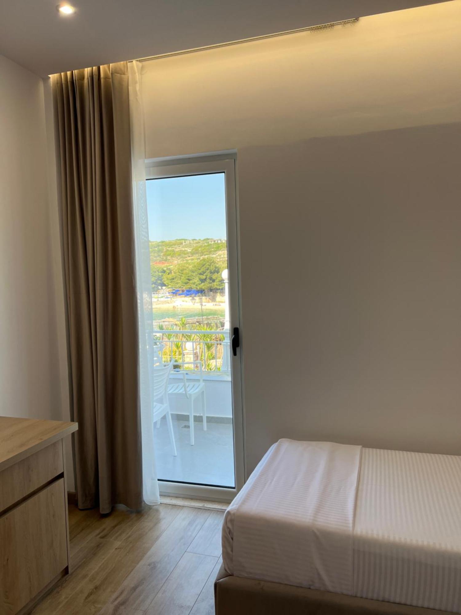 Emar Beachfront Hotel Ksamil Exterior photo