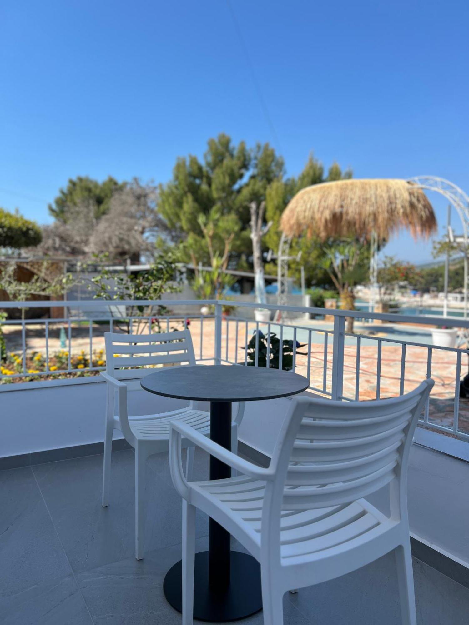 Emar Beachfront Hotel Ksamil Exterior photo