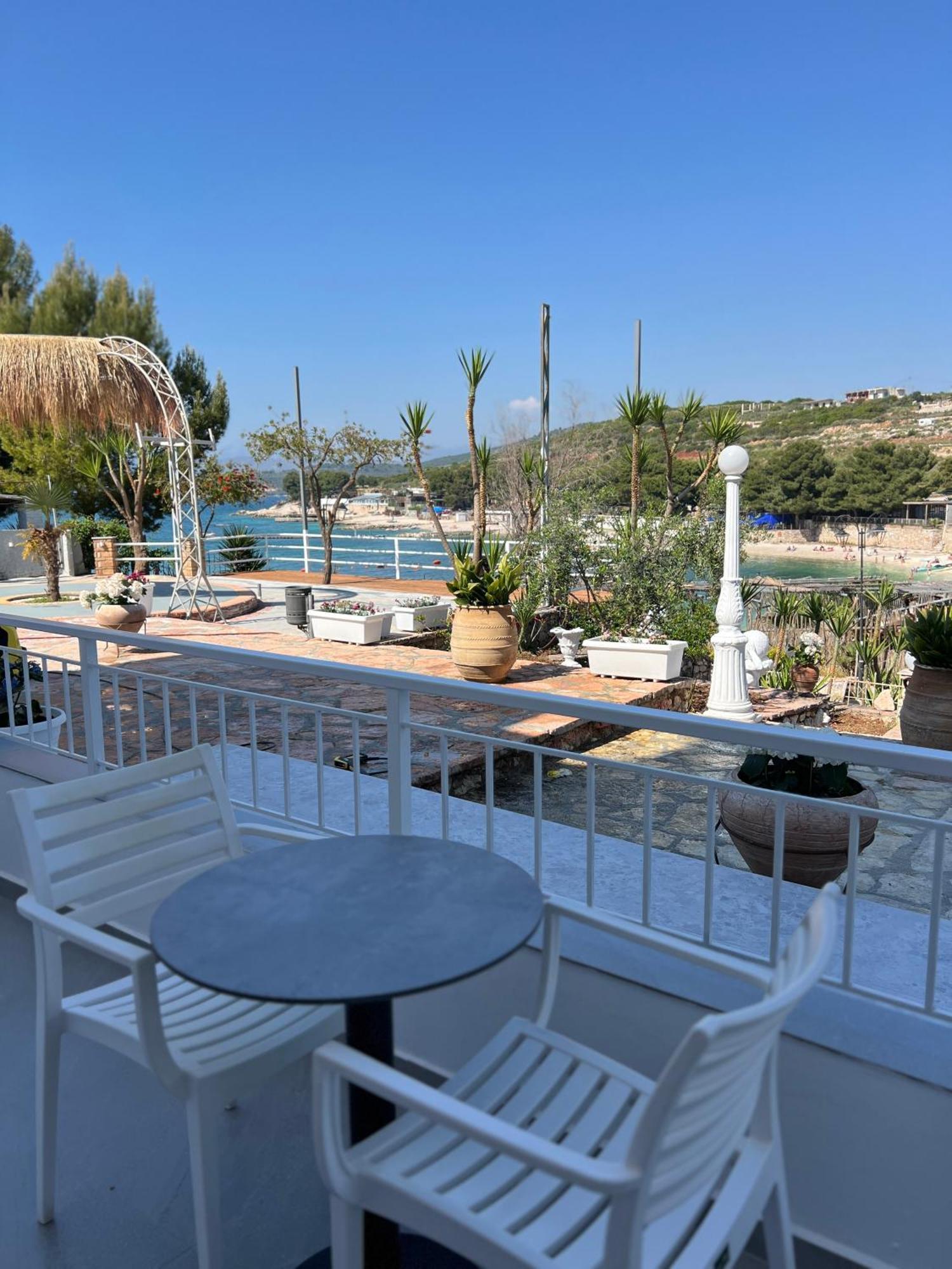 Emar Beachfront Hotel Ksamil Exterior photo